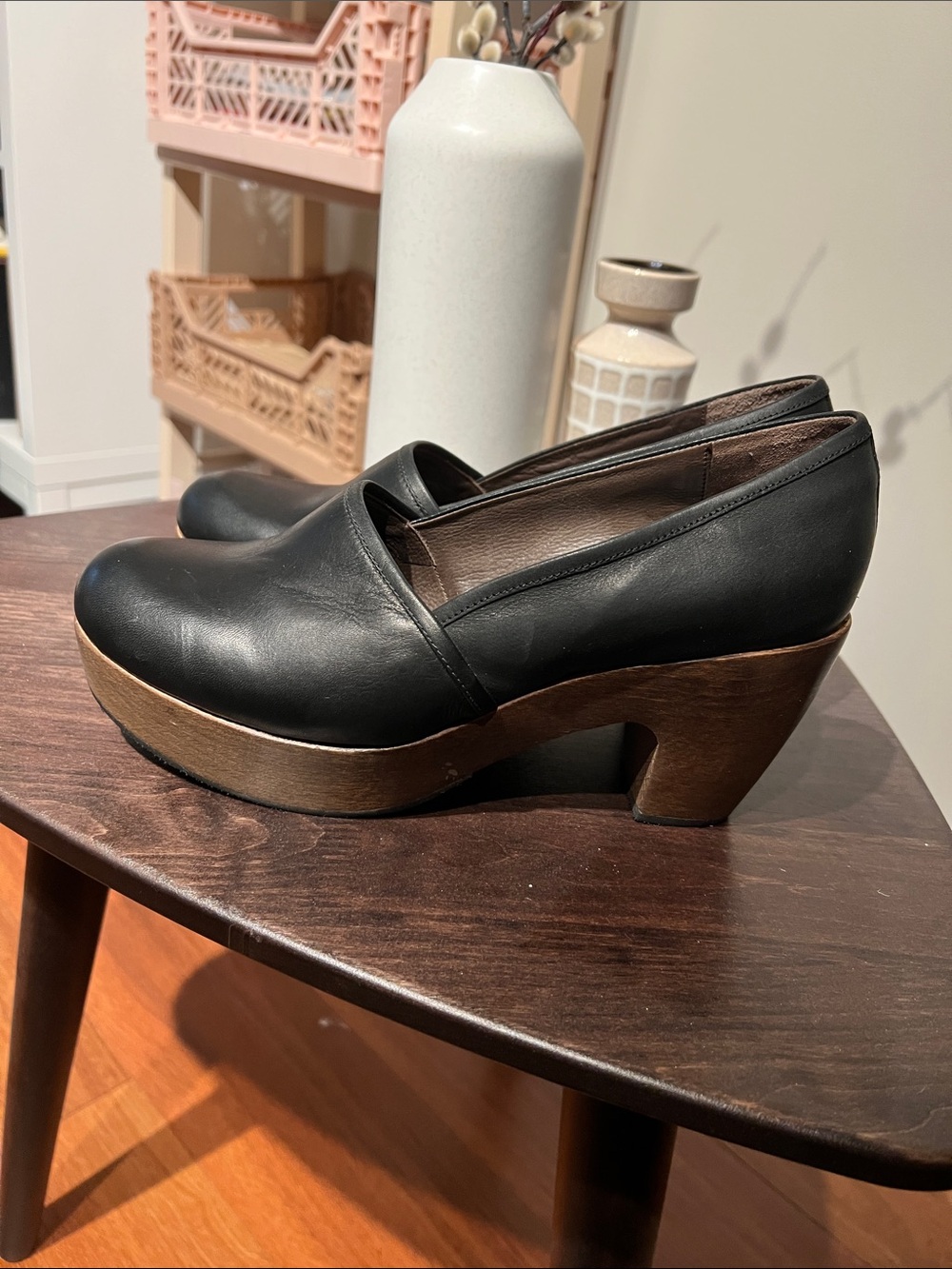 COCLICO Black Leather Platform Clogs with Wooden Sole - Picture 5 of 9